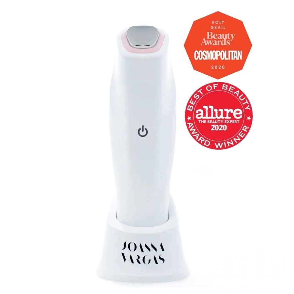 New Joanna Vargas Magic Glow Wand